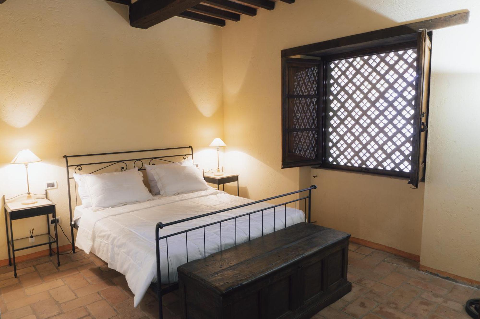 Villa Elisa - Private Pool & Airco Near Reschio Castle Lugnano 외부 사진